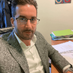 Avvocato lorenzo esposito